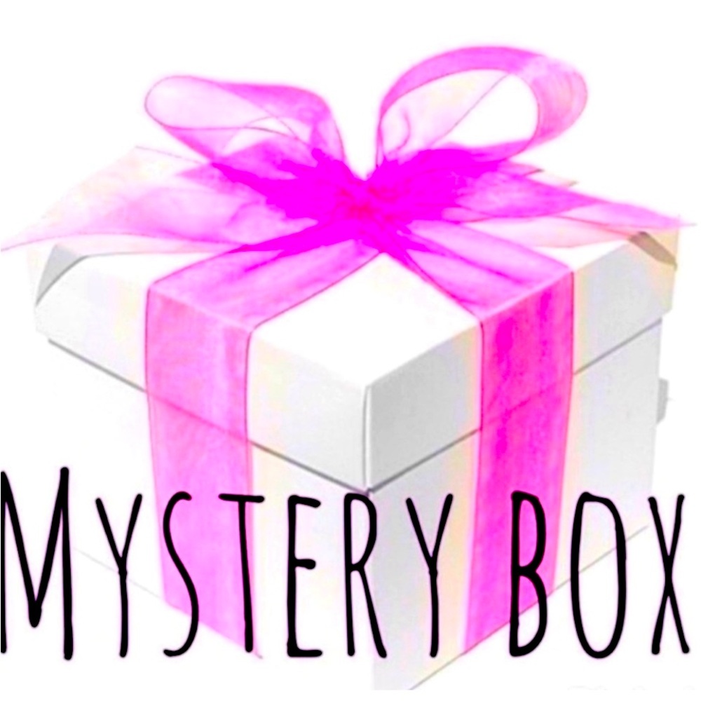 ‼️PRICE DROP‼️ MYSTERY BOX💕 *lot of 4pc. Brand name makeup/skincare products*